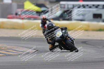 media/Jan-15-2023-SoCal Trackdays (Sun) [[c1237a034a]]/Turn 2 Set 2 (1155am)/